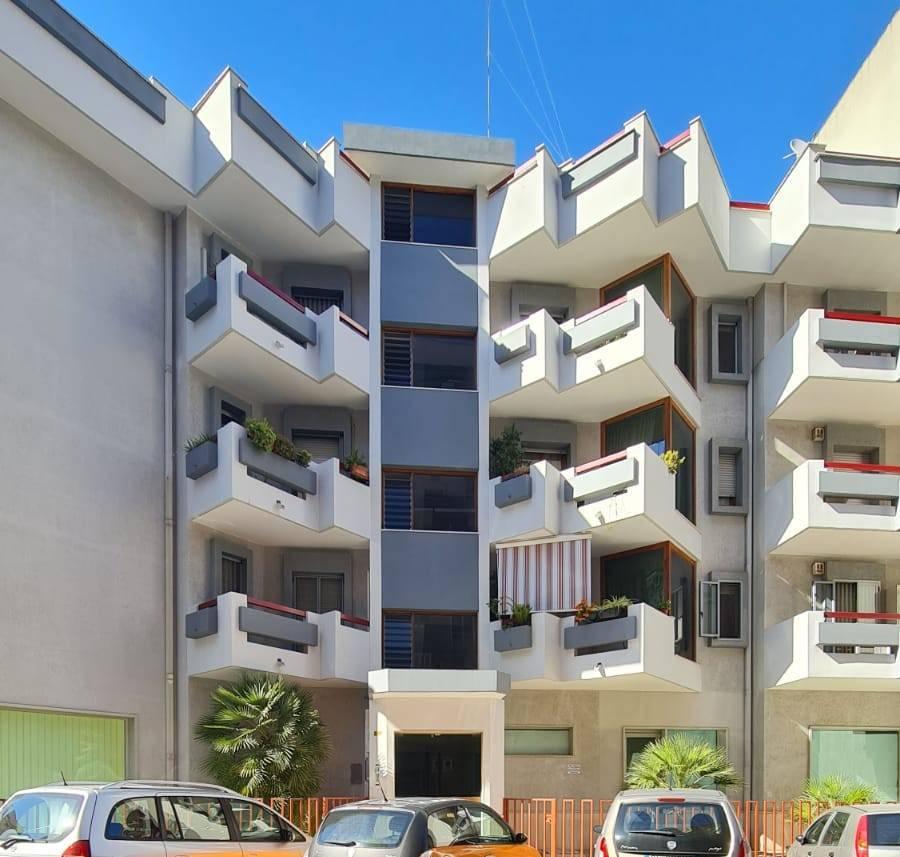 appartamento in vendita a Taranto in zona Tre Carrare-Battisti