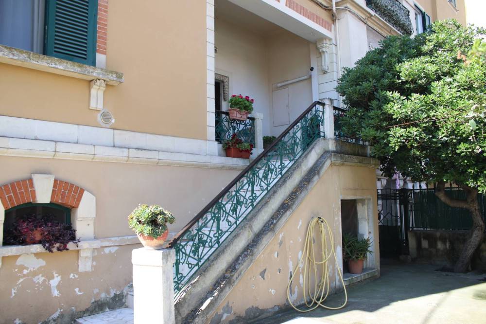 appartamento in vendita a Taranto in zona Tre Carrare-Battisti