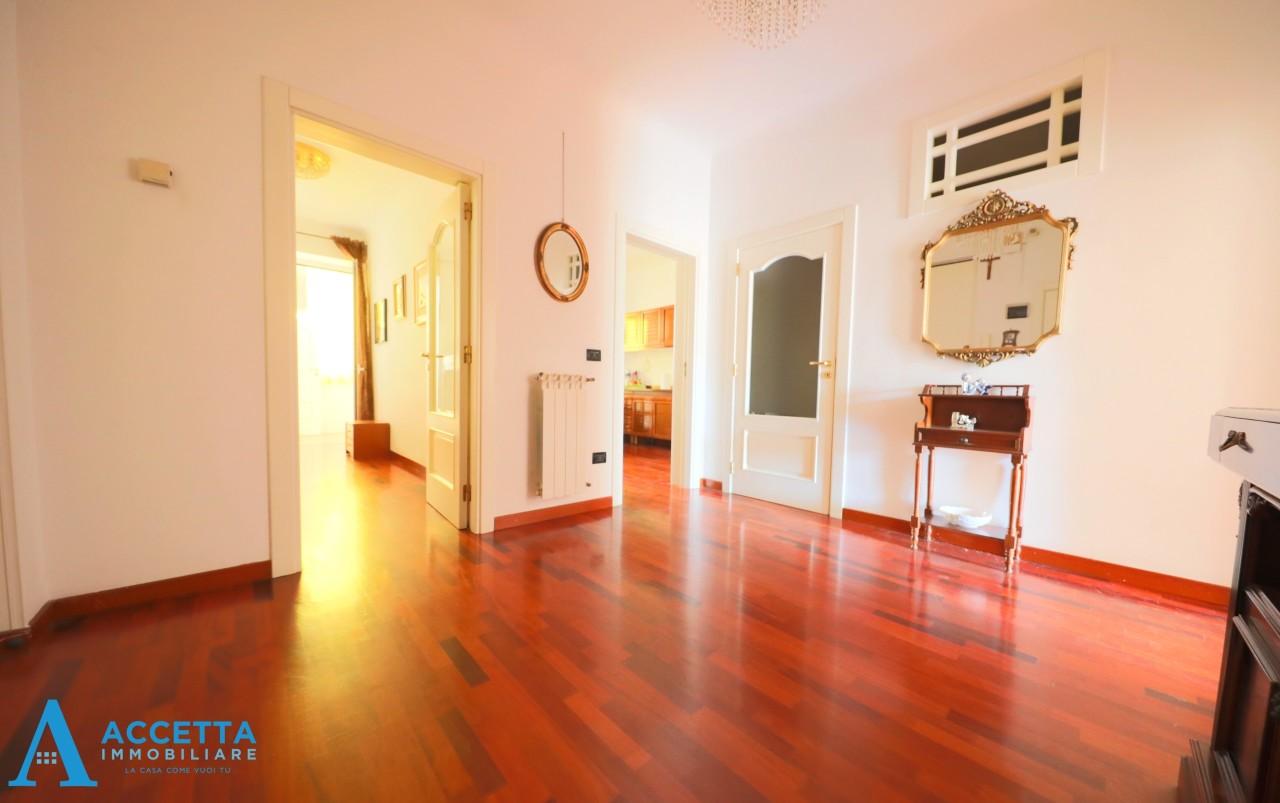 appartamento in vendita a Taranto in zona Borgo
