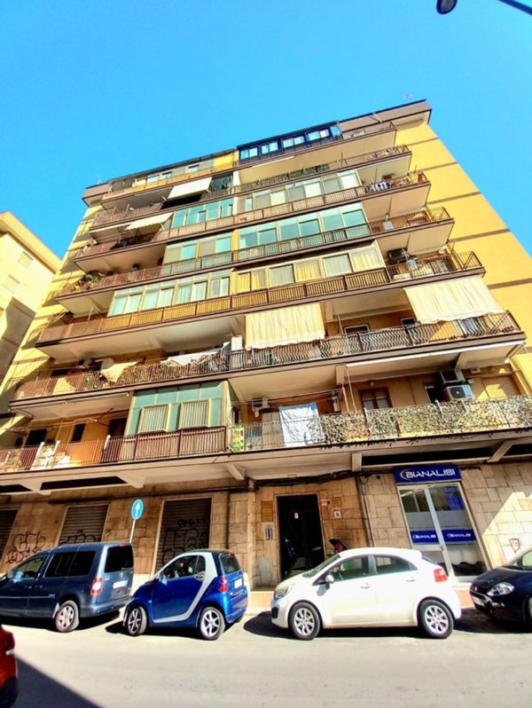 appartamento in vendita a Taranto in zona Tre Carrare-Battisti