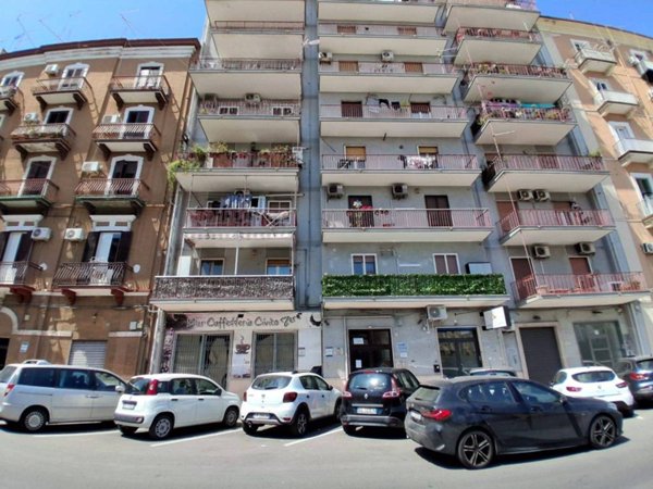 negozio in vendita a Taranto in zona Borgo Antico