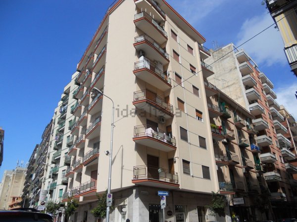 appartamento in vendita a Taranto in zona Tre Carrare-Battisti