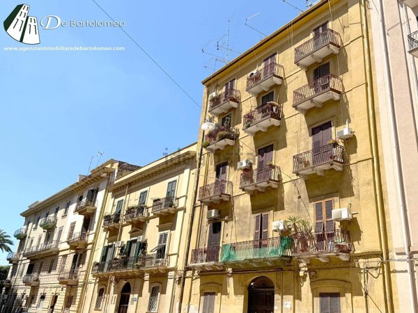 appartamento in vendita a Taranto in zona Borgo
