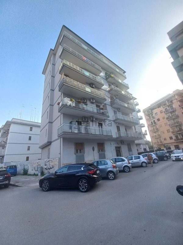 appartamento in vendita a Taranto in zona Italia-Montegranaro