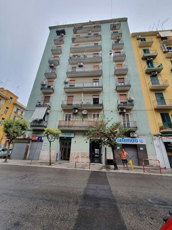 appartamento in vendita a Taranto in zona Tre Carrare-Battisti