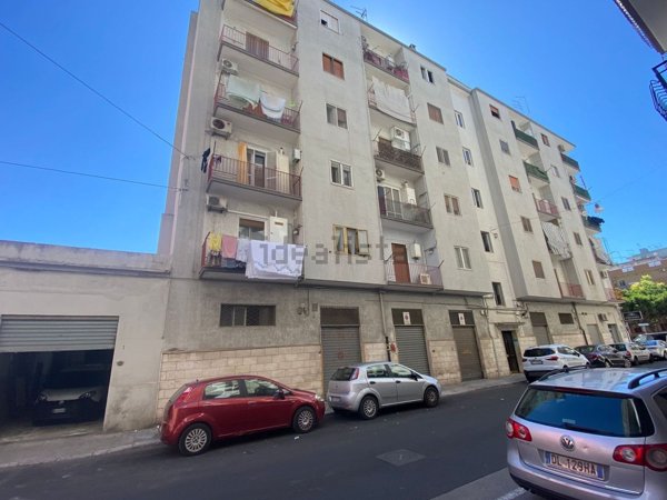 appartamento in vendita a Taranto in zona Tre Carrare-Battisti