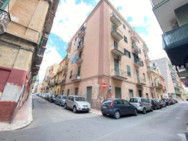 appartamento in vendita a Taranto in zona Italia-Montegranaro