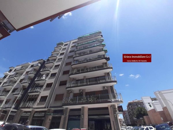 appartamento in vendita a Taranto in zona Italia-Montegranaro