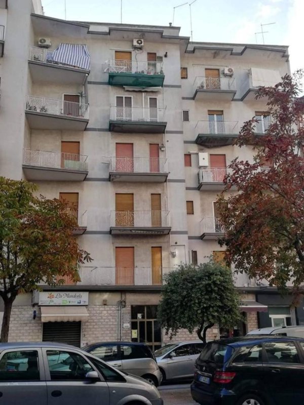 appartamento in vendita a Taranto in zona Italia-Montegranaro