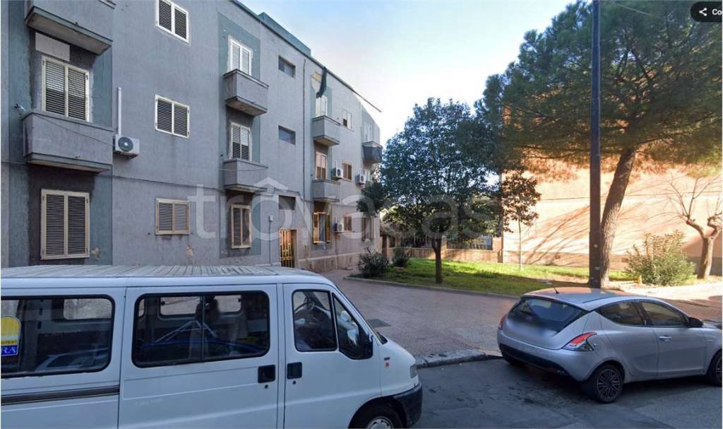 appartamento in vendita a Taranto in zona Tamburi-Croce
