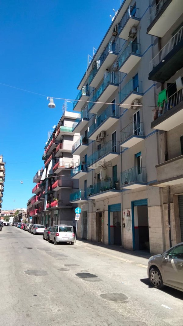 appartamento in vendita a Taranto in zona Tre Carrare-Battisti