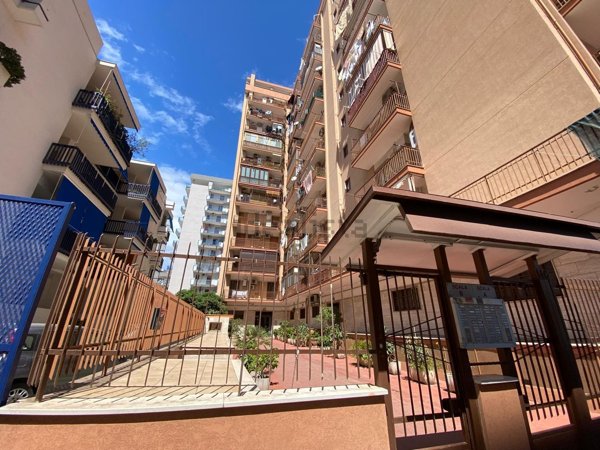 appartamento in vendita a Taranto in zona Italia-Montegranaro