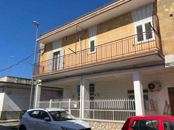 appartamento in vendita a Taranto in zona Solito-Corvisea