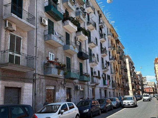 appartamento in vendita a Taranto in zona Tre Carrare-Battisti