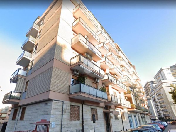 appartamento in vendita a Taranto in zona Tre Carrare-Battisti