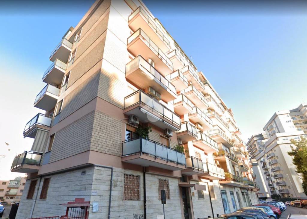 appartamento in vendita a Taranto in zona Italia-Montegranaro