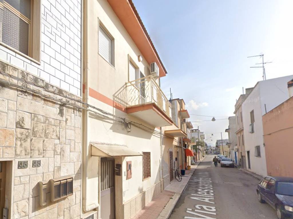 appartamento in vendita a Taranto in zona Tamburi-Croce