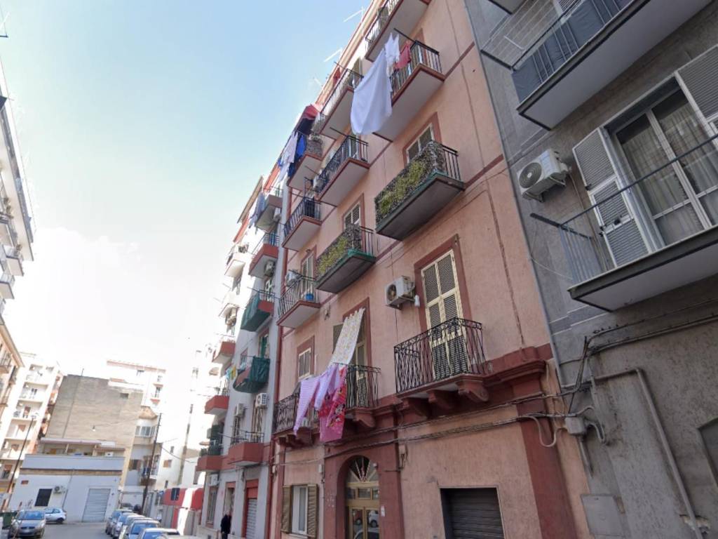 appartamento in vendita a Taranto in zona Tre Carrare-Battisti