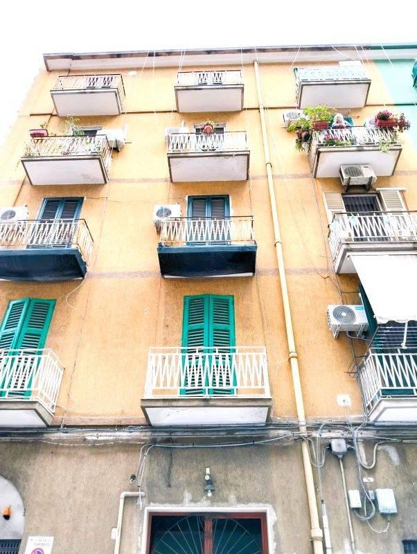 appartamento in vendita a Taranto in zona Tre Carrare-Battisti