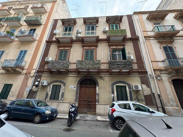 appartamento in vendita a Taranto in zona Solito-Corvisea