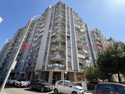 appartamento in vendita a Taranto in zona Tre Carrare-Battisti