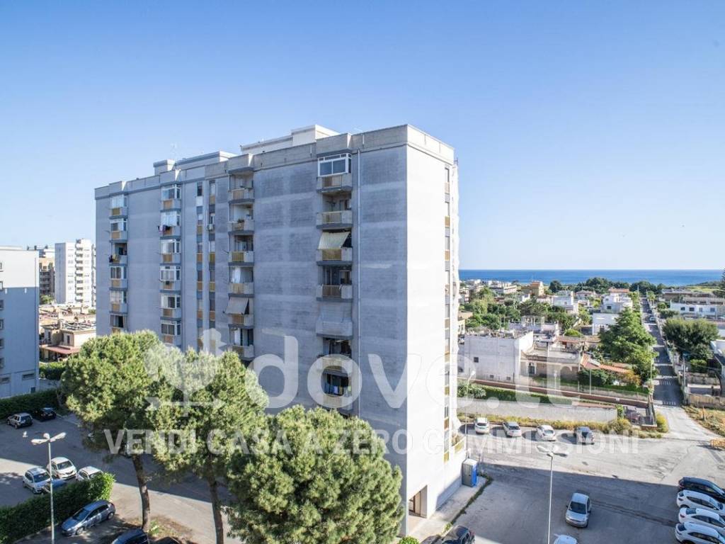 appartamento in vendita a Taranto in zona Solito-Corvisea