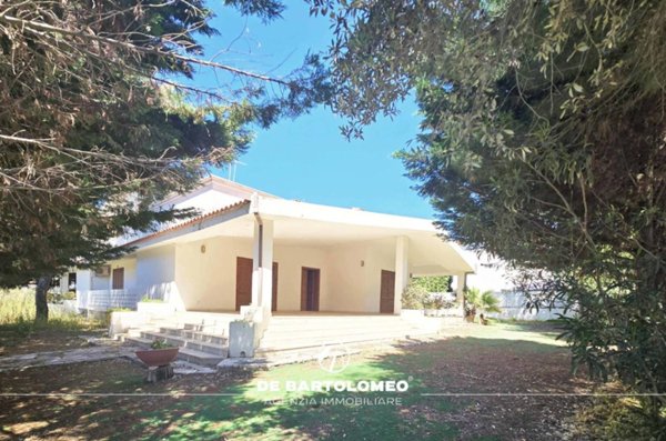 casa indipendente in vendita a Taranto in zona Solito-Corvisea