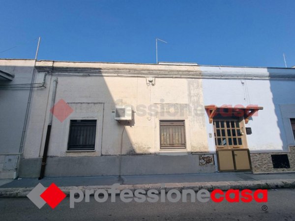 appartamento in vendita a Taranto in zona Solito-Corvisea