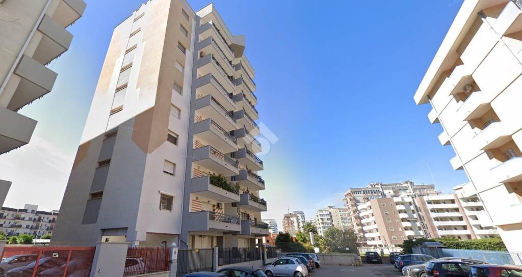 appartamento in vendita a Taranto in zona Italia-Montegranaro