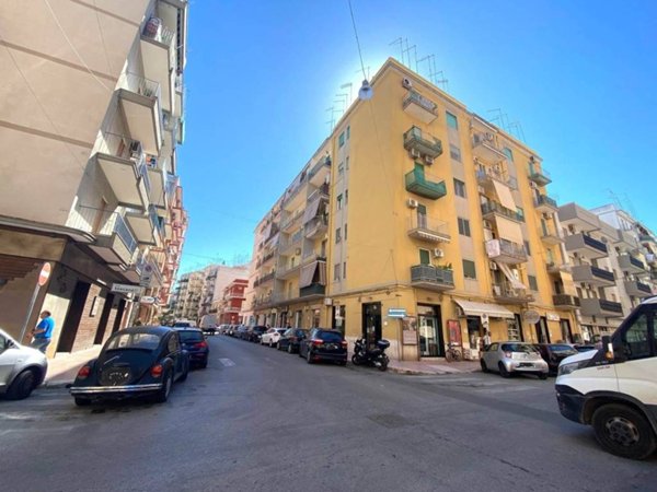 appartamento in vendita a Taranto in zona Italia-Montegranaro