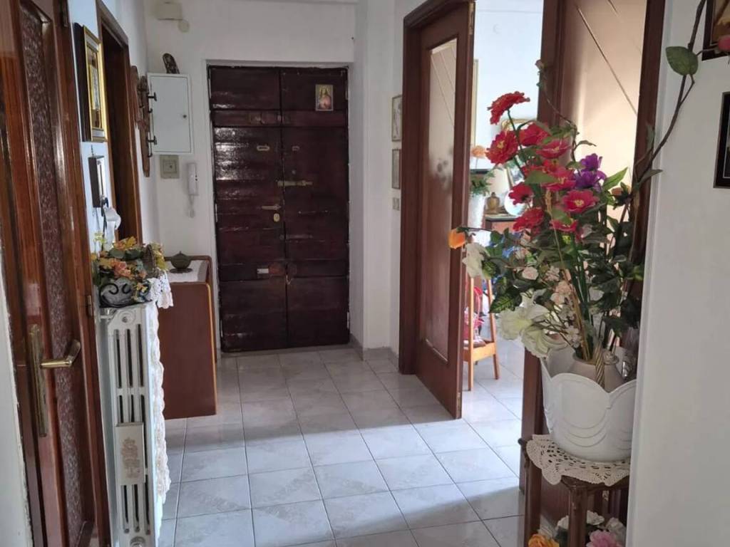 appartamento in vendita a Taranto in zona Italia-Montegranaro