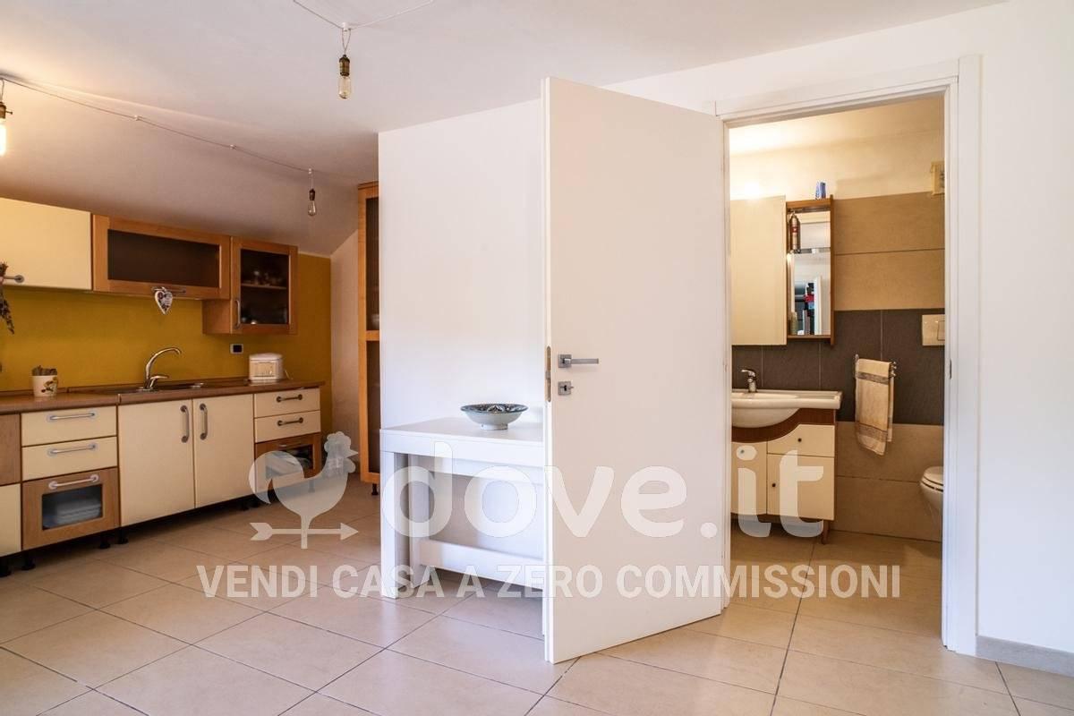 casa indipendente in vendita a Taranto in zona Solito-Corvisea