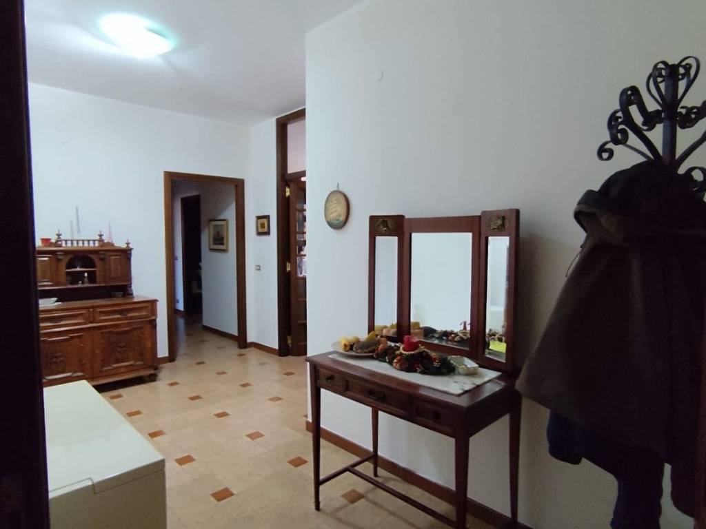 appartamento in vendita a Taranto in zona Solito-Corvisea