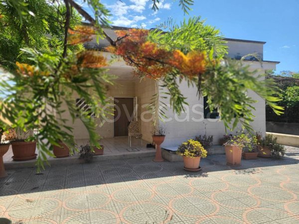 casa indipendente in vendita a Taranto