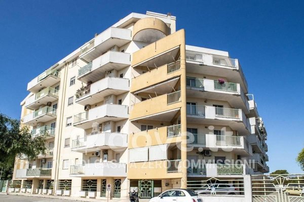 appartamento in vendita a Taranto in zona Solito-Corvisea