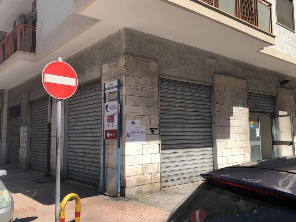 trivano in vendita a Taranto in zona Borgo