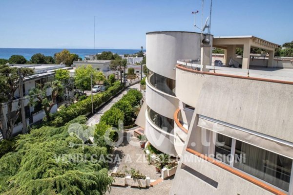 casa indipendente in vendita a Taranto in zona Carelli