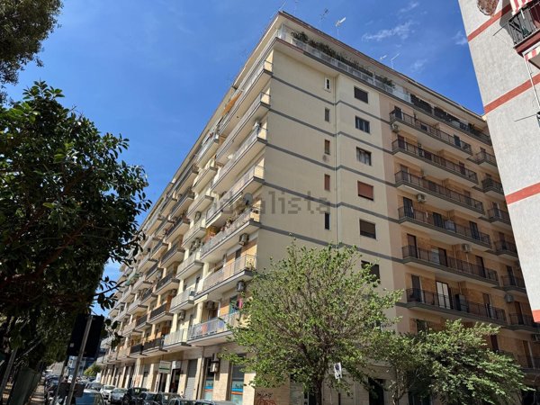 appartamento in vendita a Taranto in zona Tre Carrare-Battisti