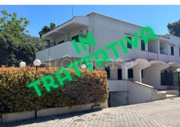 casa indipendente in vendita a Taranto in zona Carelli