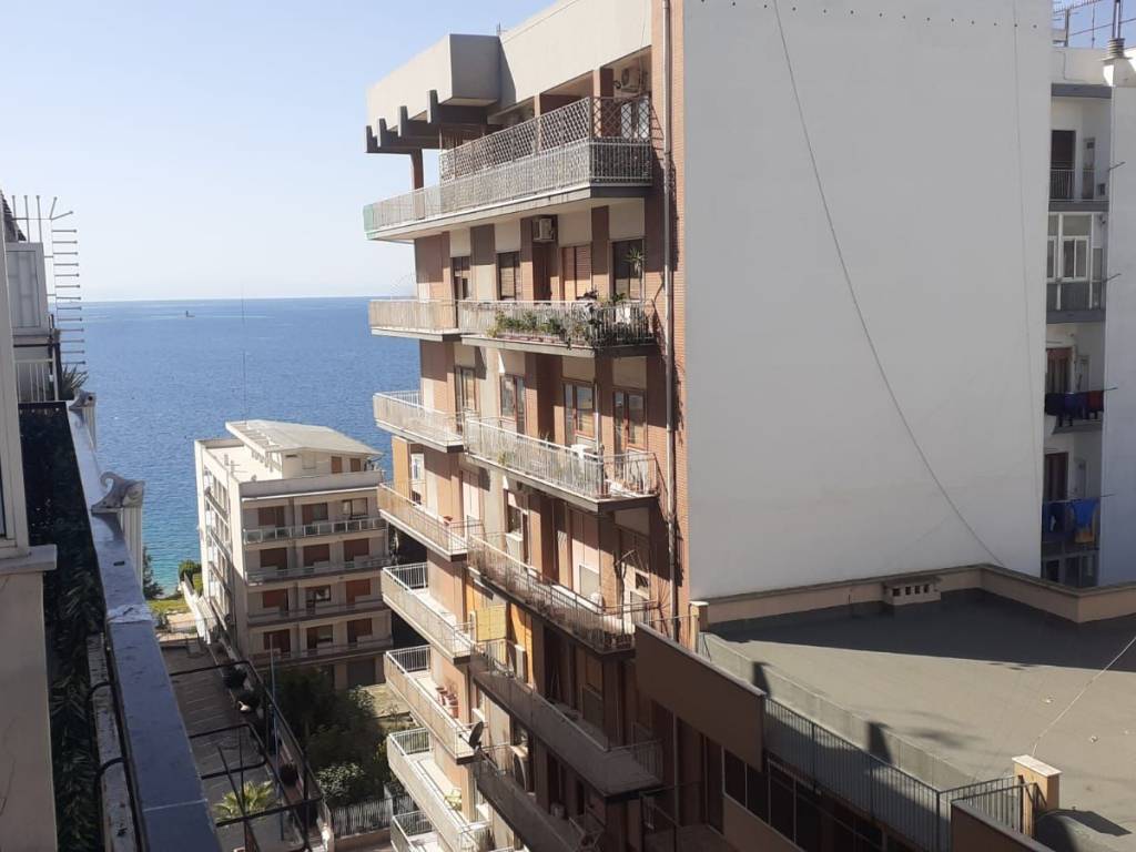 appartamento in vendita a Taranto in zona Borgo