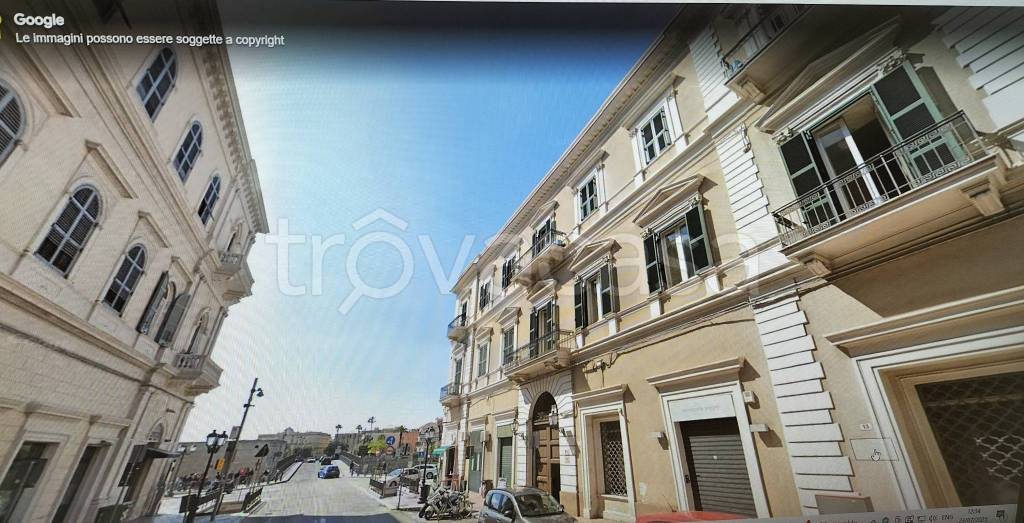 appartamento in vendita a Taranto in zona Borgo