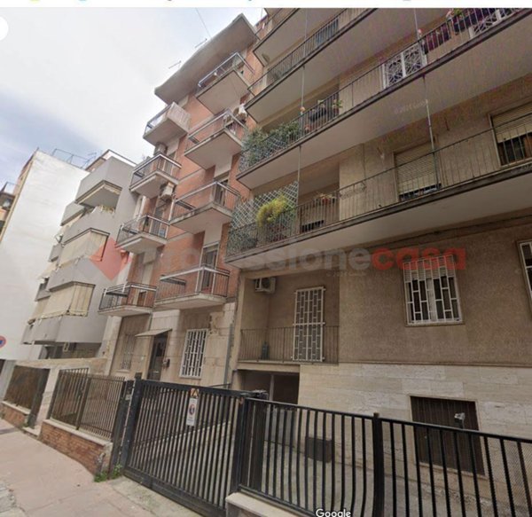 appartamento in vendita a Taranto in zona Tre Carrare-Battisti