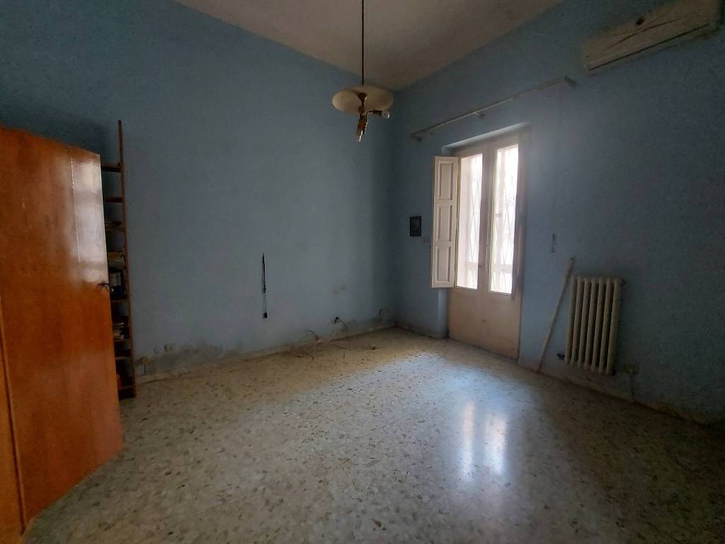 appartamento in vendita a Taranto in zona Tre Carrare-Battisti