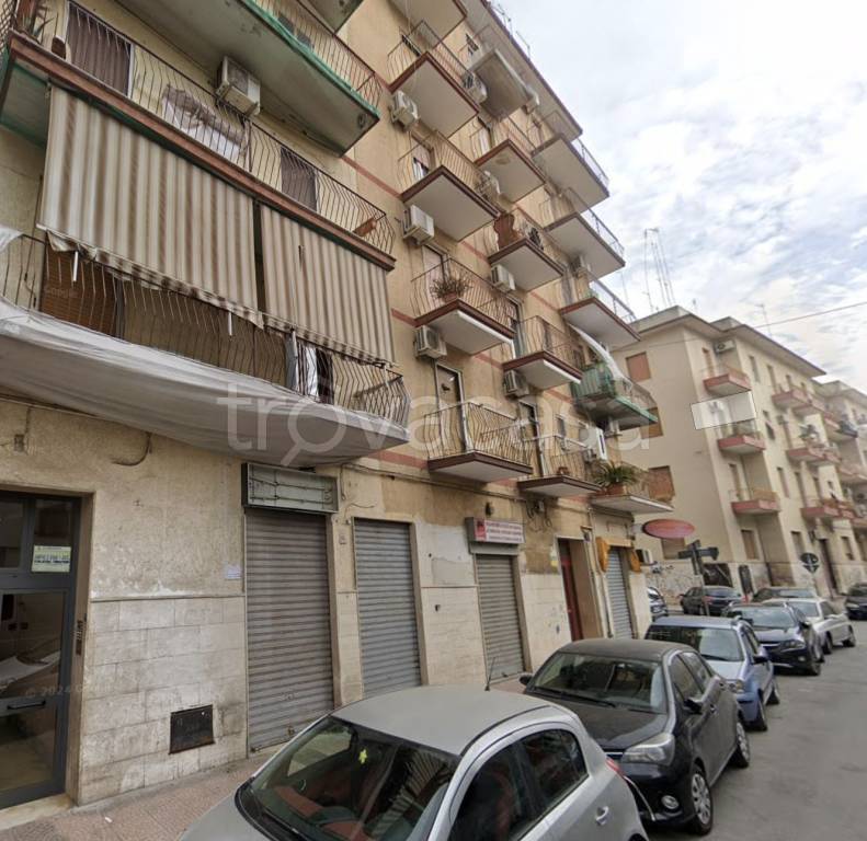 appartamento in vendita a Taranto in zona Tre Carrare-Battisti