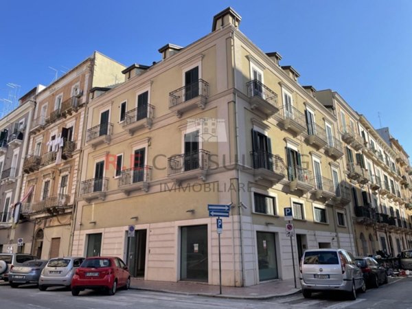trivano in vendita a Taranto in zona Borgo