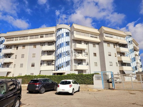 appartamento in vendita a Taranto in zona Solito-Corvisea