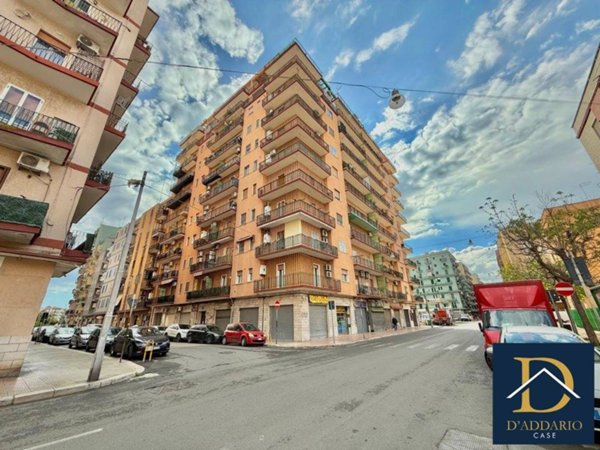 appartamento in vendita a Taranto in zona Tre Carrare-Battisti