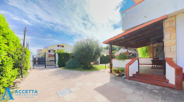 casa indipendente in vendita a Taranto in zona San Vito