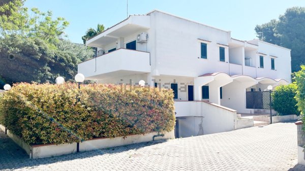 casa indipendente in vendita a Taranto in zona Lama