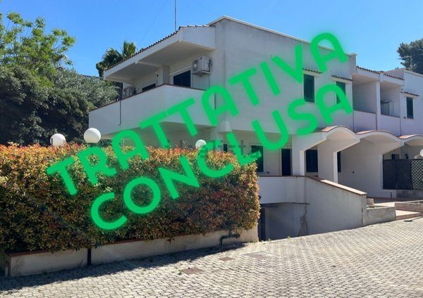 casa indipendente in vendita a Taranto in zona Lama